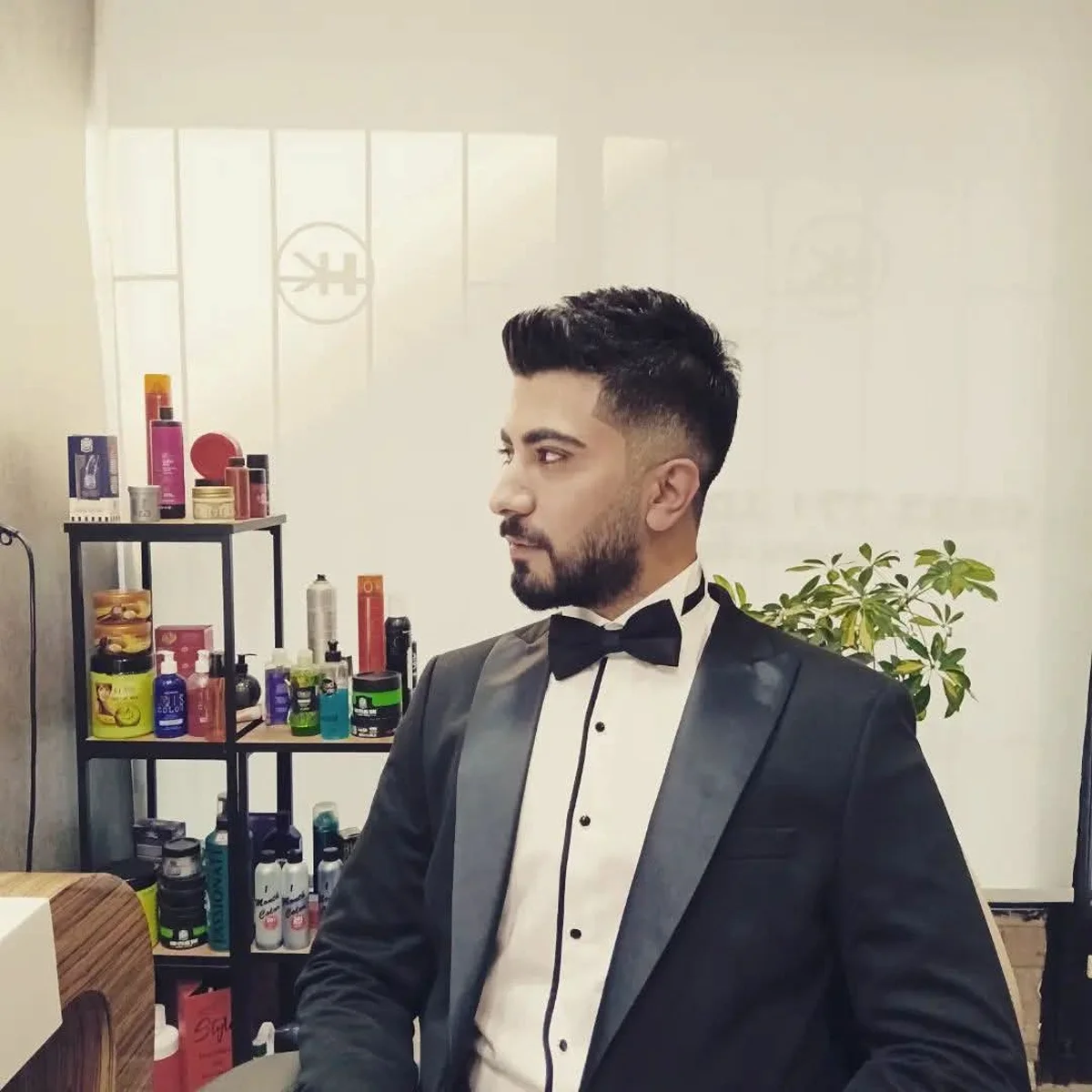 HÜSEYİN KARAKAYA · PROFESSIONAL MEN'S GROOMING