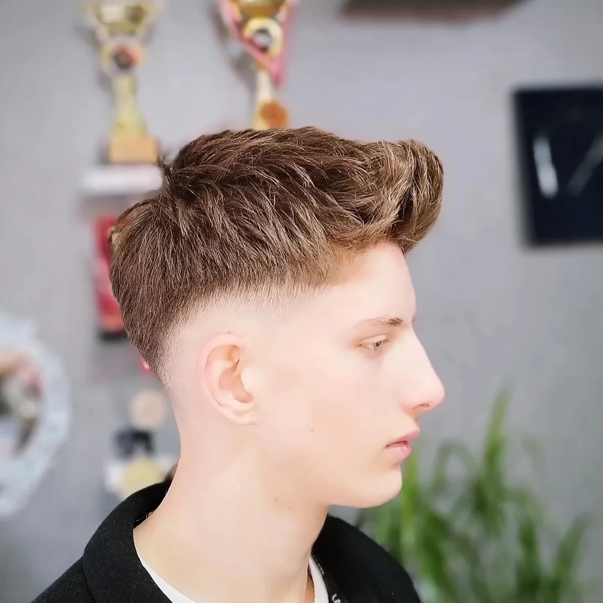 HÜSEYİN KARAKAYA · PROFESSIONAL MEN'S GROOMING